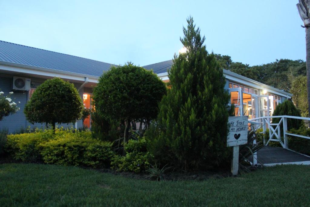 ליידיסמית Nauntons Guest House & Wedding Venue מראה חיצוני תמונה
