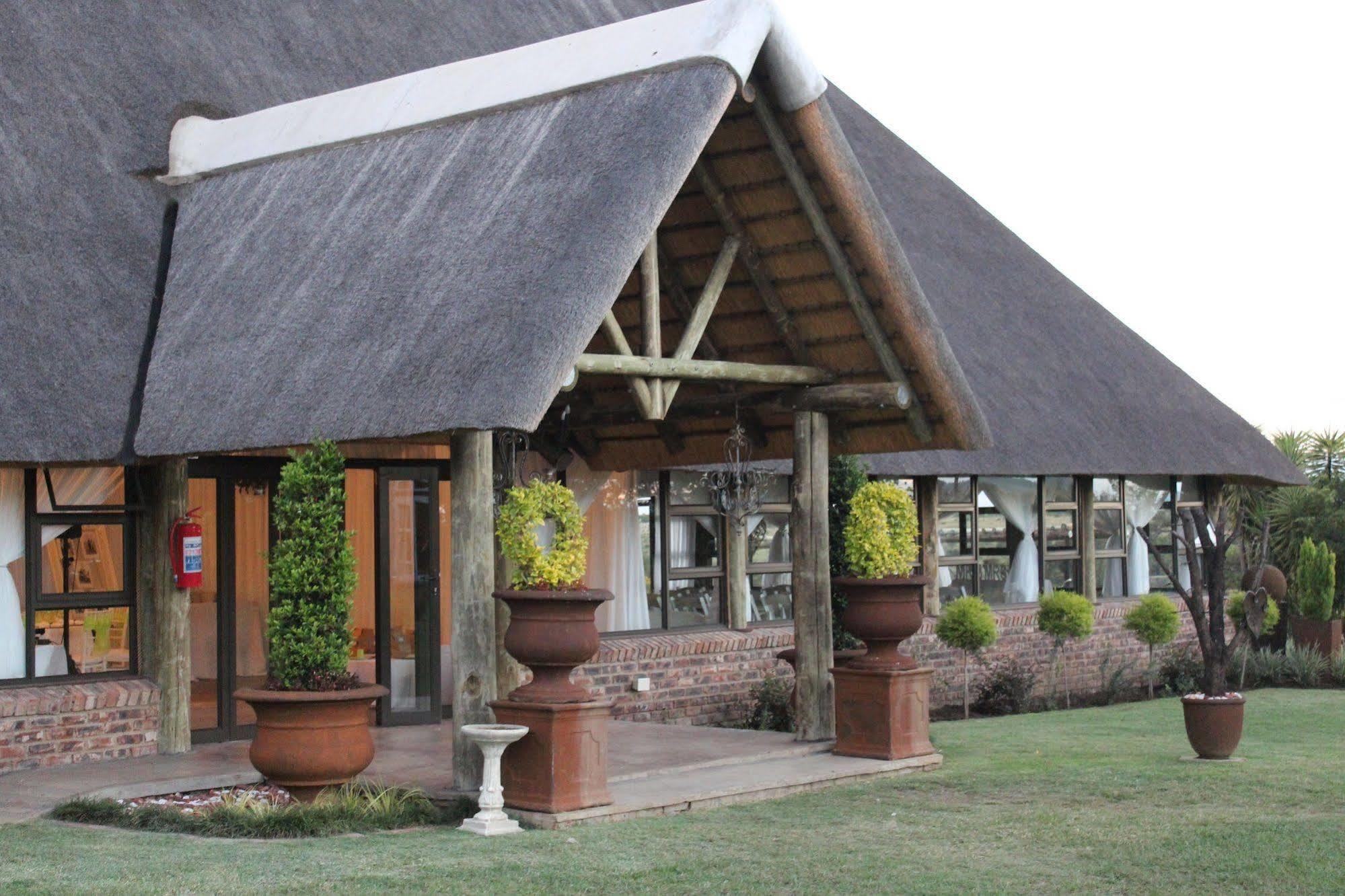 ליידיסמית Nauntons Guest House & Wedding Venue מראה חיצוני תמונה