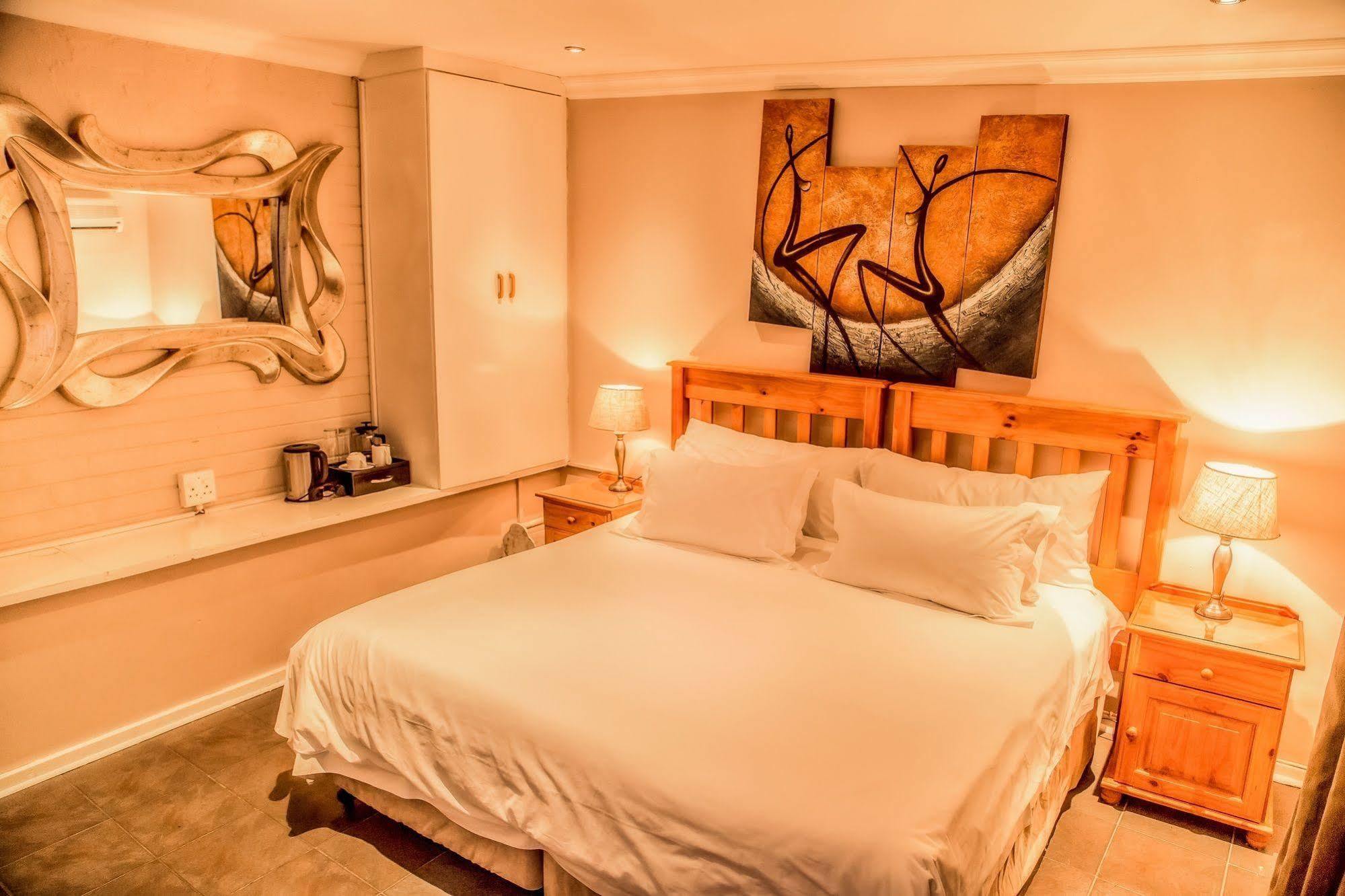 ליידיסמית Nauntons Guest House & Wedding Venue מראה חיצוני תמונה
